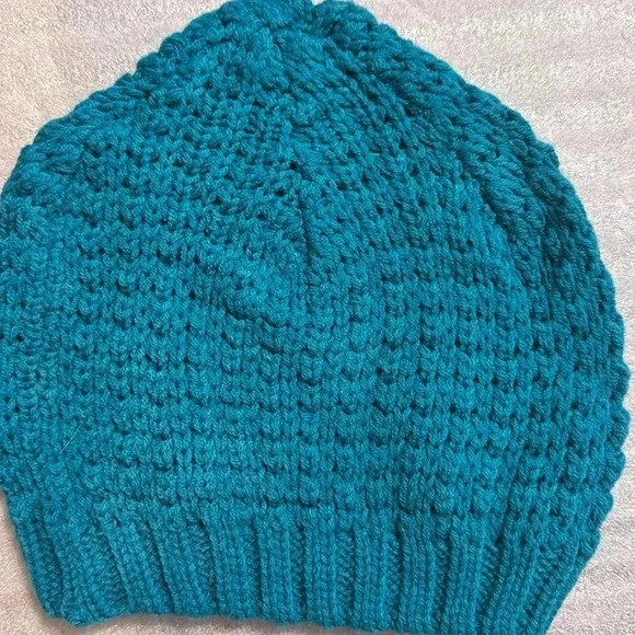 KNIT CAP - Picture 2 of 2
